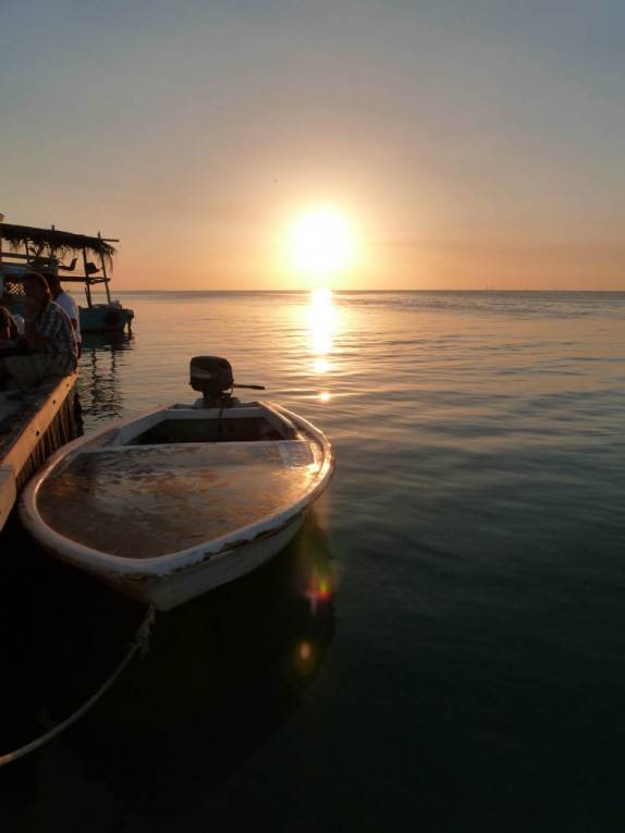 O incrível pôr-do-sol em Caye Caulker, na grande barreira de corais de Belize